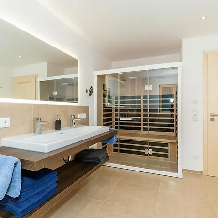 Holiday Apartment With 2 Bedrooms
